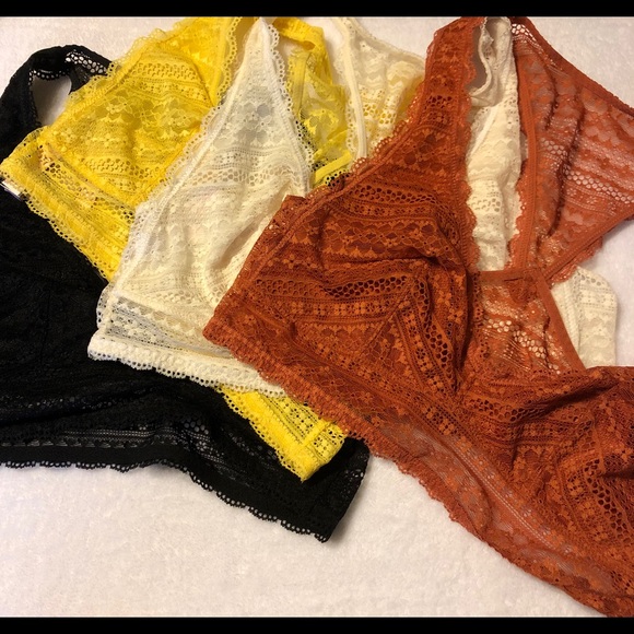 Victoria’s Secret NWT Racer Back Lace Bralette - Picture 1 of 7